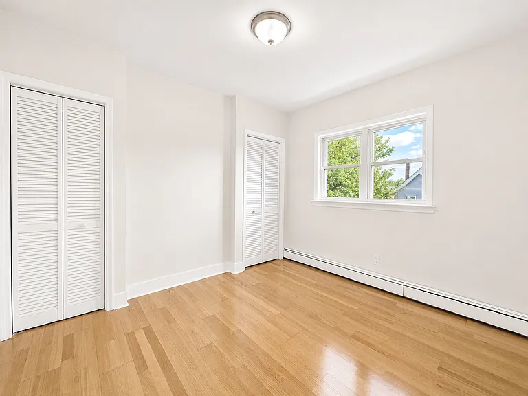 18 Van Rensselaer St #2 — Photo 7
