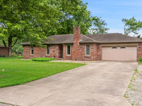 9189 Dawn Dr, Brownsburg, IN 46112