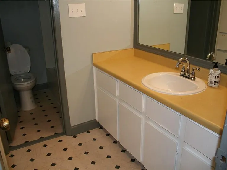 103 Cloudview Dr #A — Photo 7
