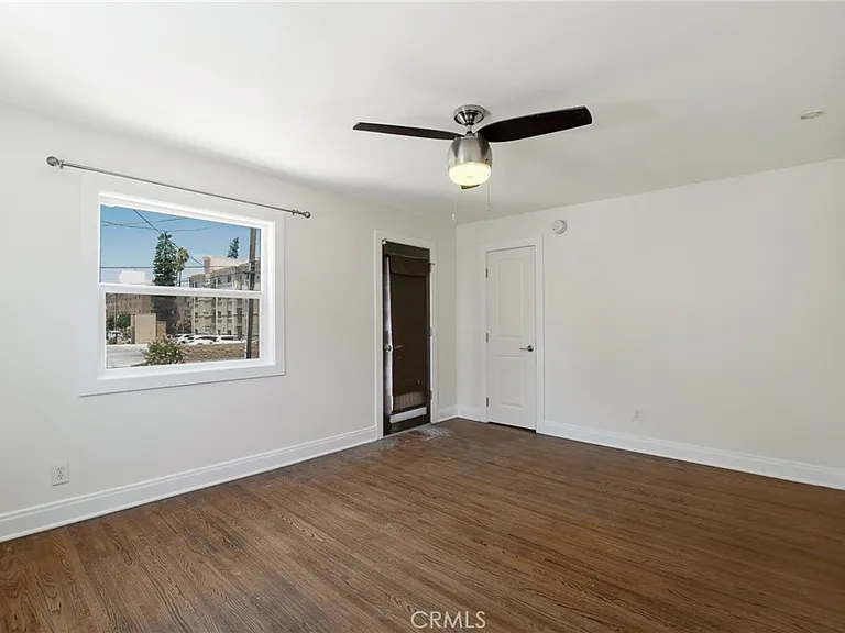 5152 Romaine St — Photo 16