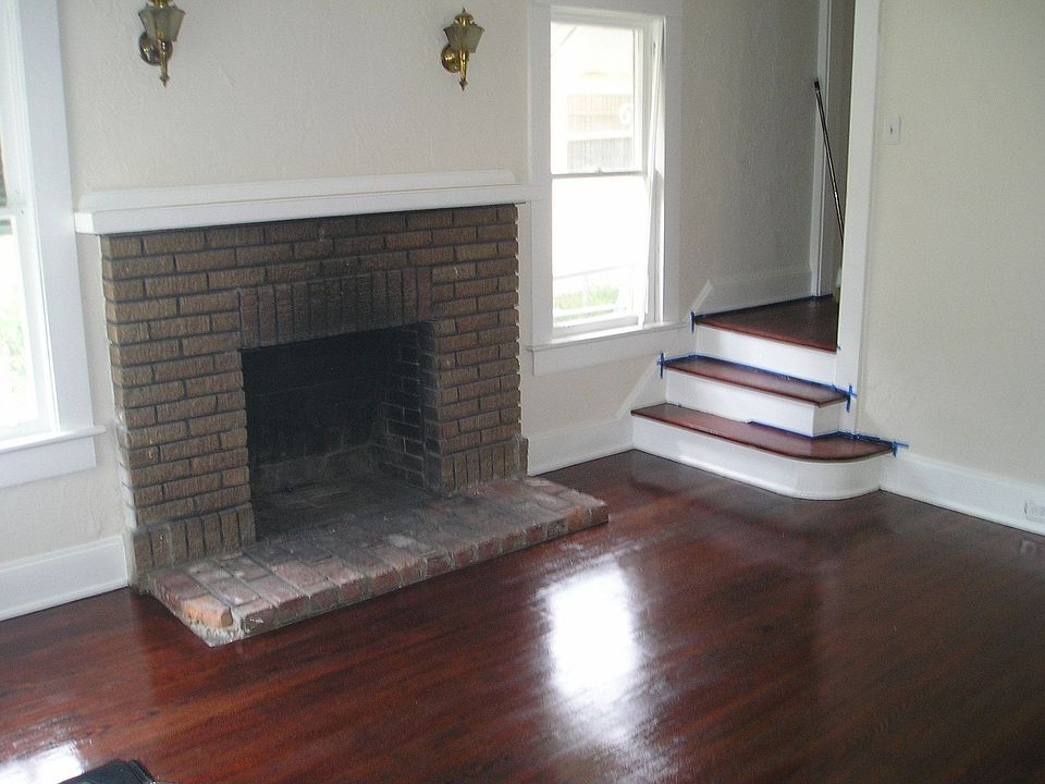 2nd image of 415 Upland Rd