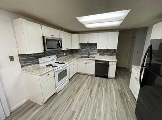 3891 Victoria Ct, Saint Joseph, MI 49085