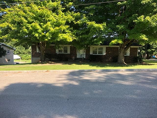 1st image of 308 Brookwood Dr