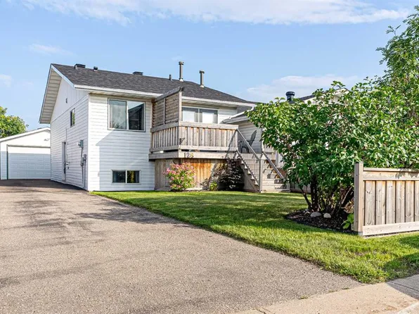 128 W Cornwall Dr, Wood Buffalo, AB T9K 1B6