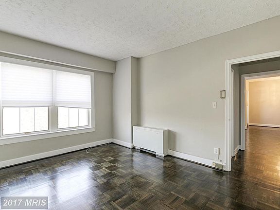 5th image of 3901 Cathedral Ave NW #75