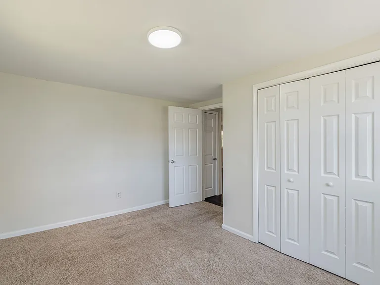 8624 Walnut Springs Ln — Photo 15