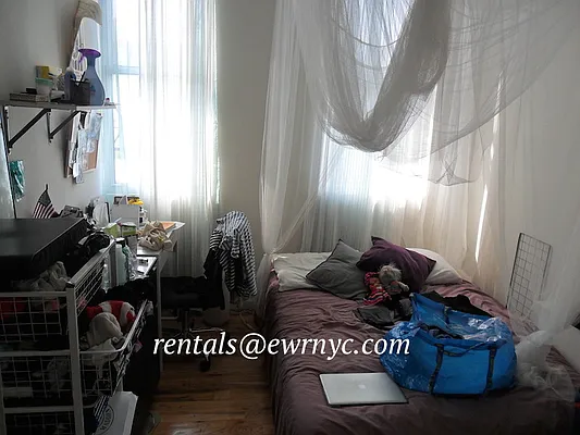 Rented by East Williamsburg Realty Inc | media 29