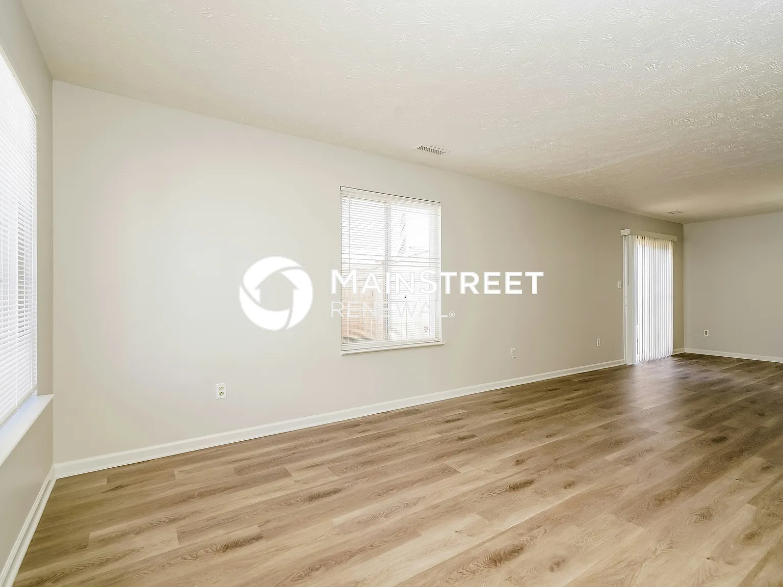 2661 Grand Fir Dr — Photo 2