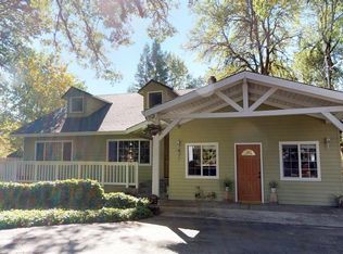 375 Connie Ln, Merlin, OR 97532