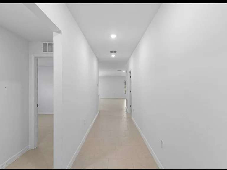 334 Pinehurst Ave — Photo 5
