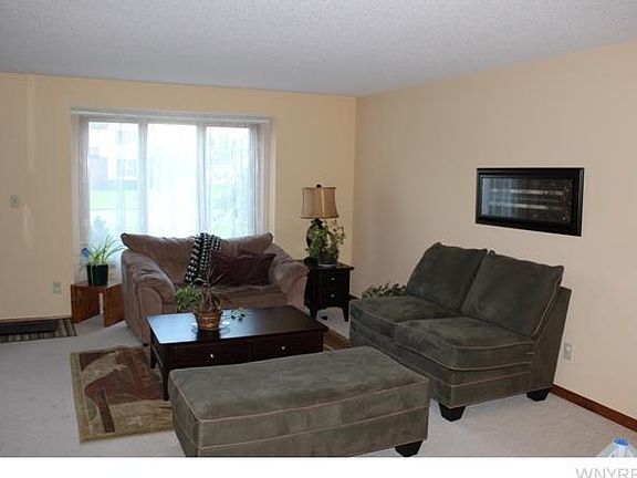 4th image of 2635 Kenneth Ct