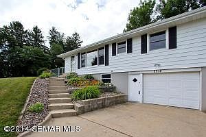 3rd image of 2514 Pinewood Rd SE
