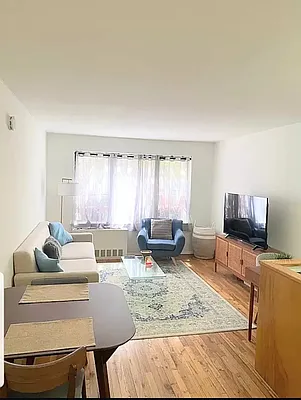 Rented by Oxford Property Group | media 13