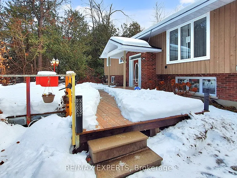 3180 Fleming Blvd — Photo 5