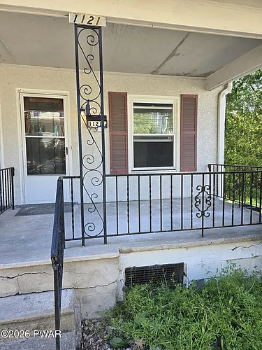 1121 Monroe Ave #1 Photo 1