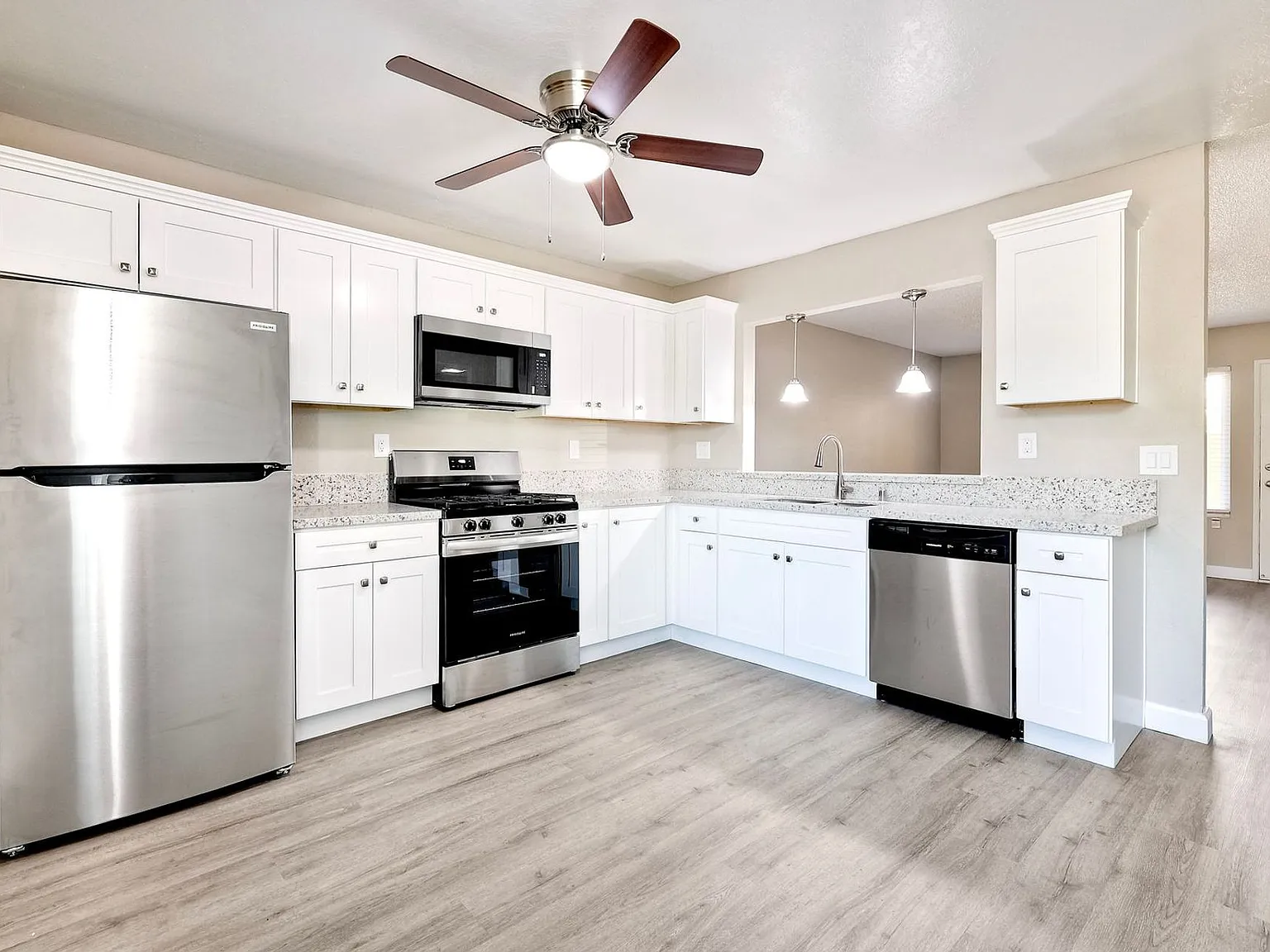 Rancho Del Sol Apartments! — Photo 3