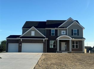 71716 Hidden River Dr, Armada, MI 48005