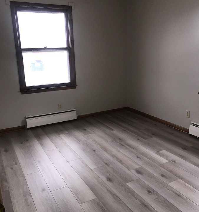 1st image of 201 NW College Ave APT 8