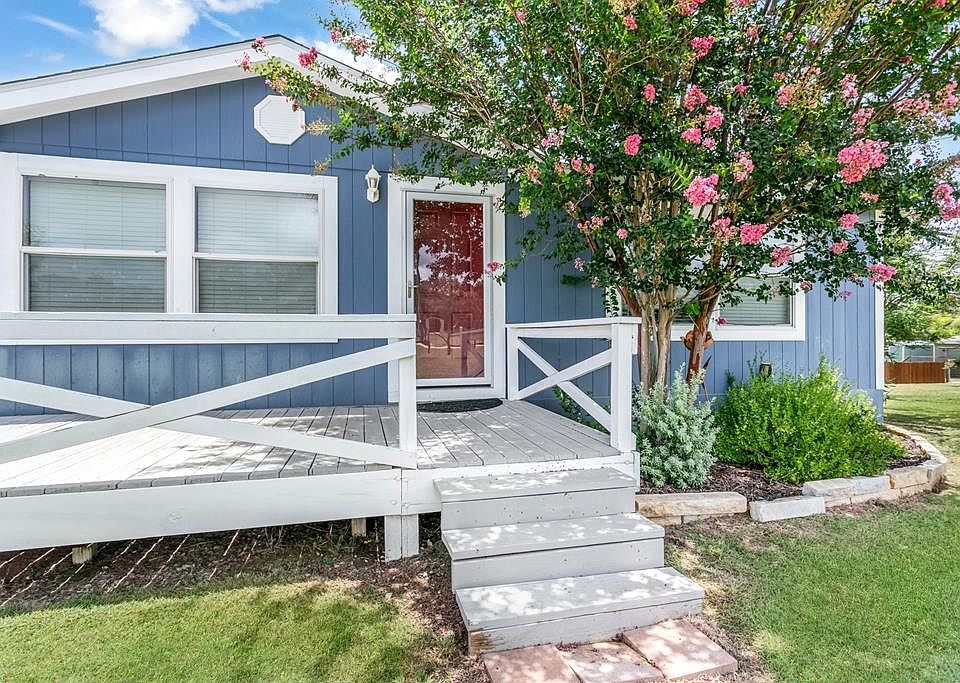 1st image of 547 Baethge Blvd
