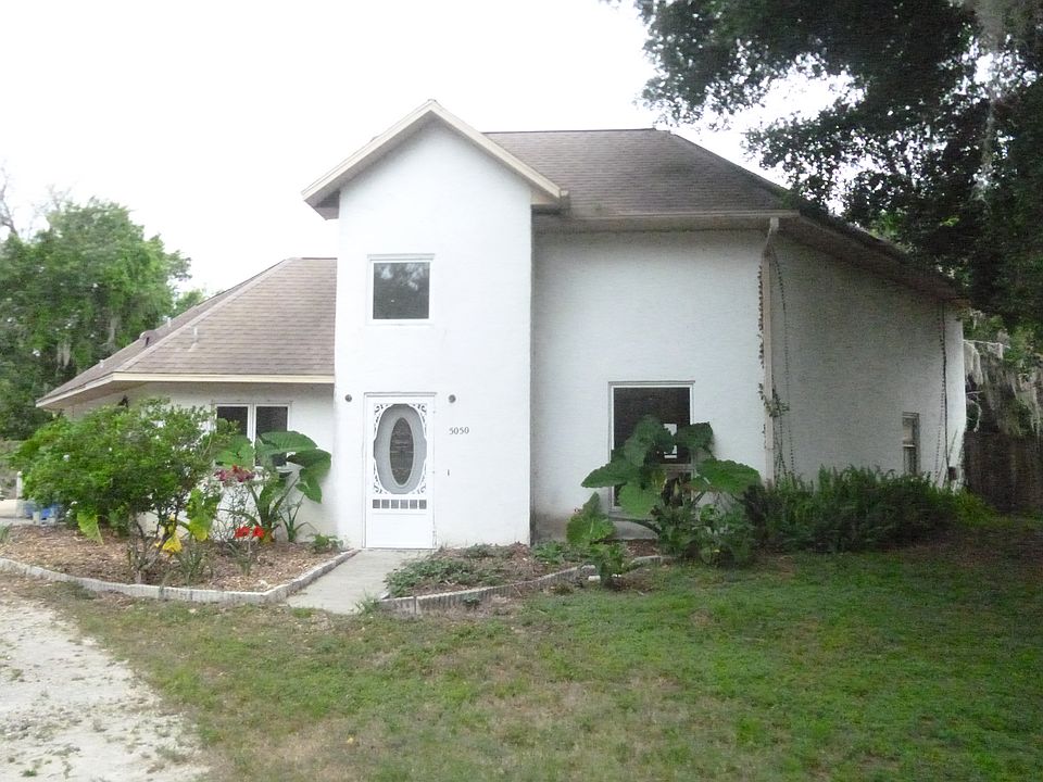 Front of house straight on