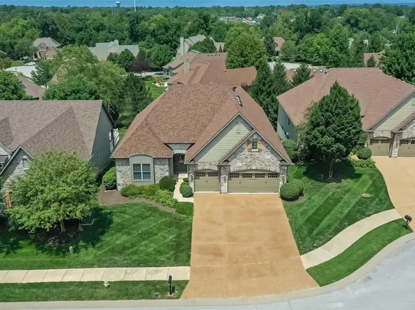 8 Maryells Way, Saint Charles, MO 63303