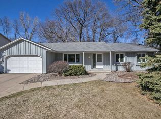 5733 131st St W, Apple Valley, MN 55124