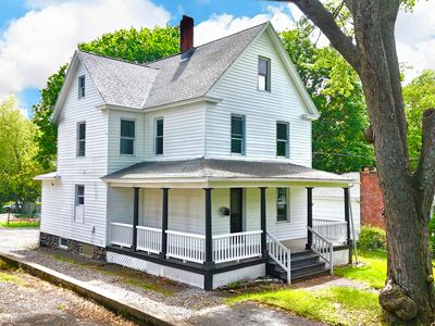 98 Citizens Avenue, Waterbury, CT, 06704