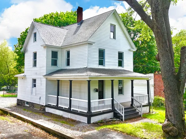 98 Citizens Avenue, Waterbury, CT 06704