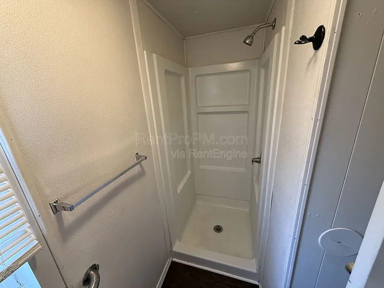 Stonecrest Rentals — Photo 11
