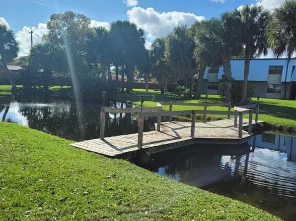 2516 S 19th St Unit 208, Fort Pierce, FL 34950