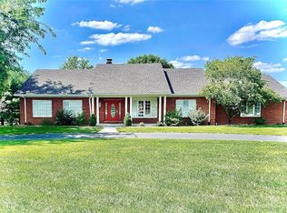 301 Thomas Ln, Waterloo, IL 62298