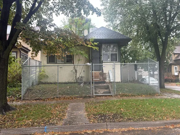 796 Van Buren Ave, Saint Paul, MN 55104