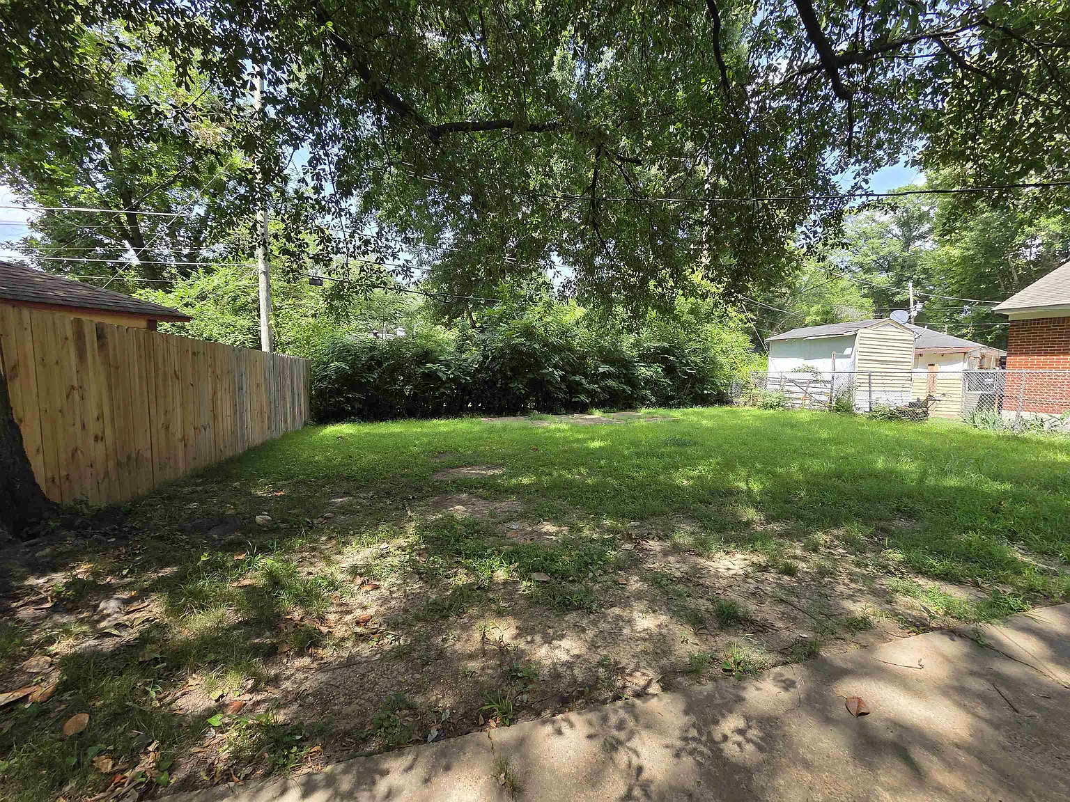 2 bed, 1.0 bath, 872 sqft, $995 — Photo 3