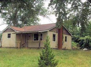 1725 Carnes Rd, New Richmond, OH 45157