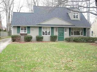 25520 Chatworth Dr, Euclid, OH