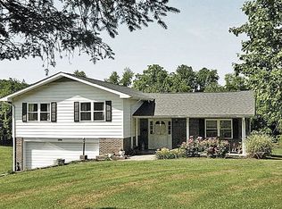 19530 Rustic Ln, Abingdon, VA 24210