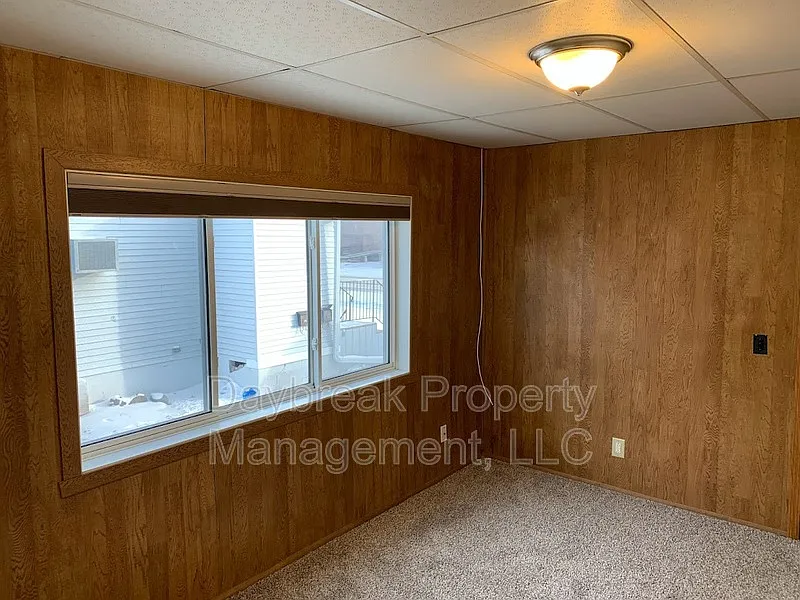 1 bed, 1.0 bath, $685 — Photo 2