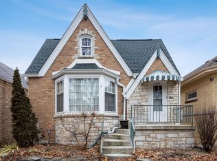 5906 N Rockwell St, Chicago, IL 60659