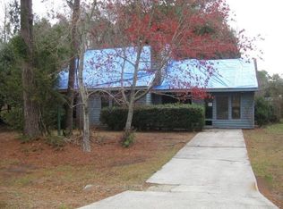 307 N Deerfield Dr, Brunswick, GA 31525
