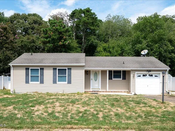 614 Pine Street, Lanoka Harbor, NJ 08734