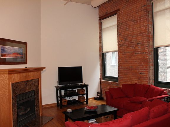 4th image of 635 W Lakeside Ave APT 403