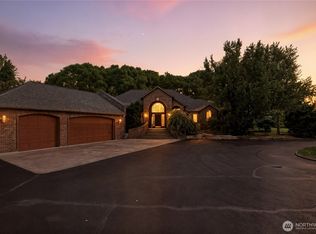 1629 Wheatcrest Road, Walla Walla, WA 99362