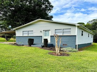 1797 Killian Ave, Newton, NC 28658