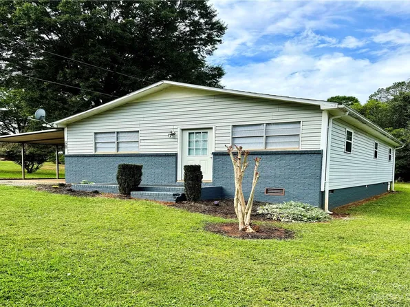 1797 Killian Ave, Newton, NC 28658