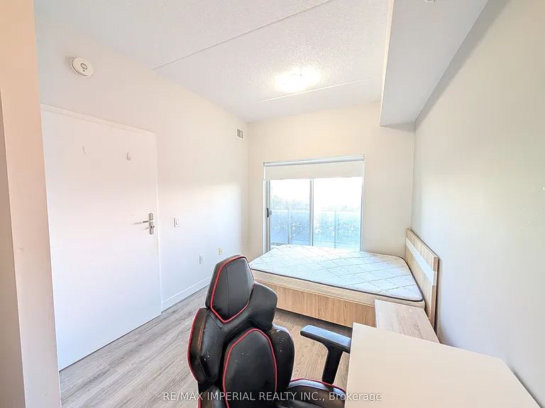 251 Hemlock St #526 — Photo 19