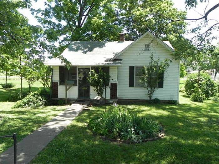 942 16th St, Tell City