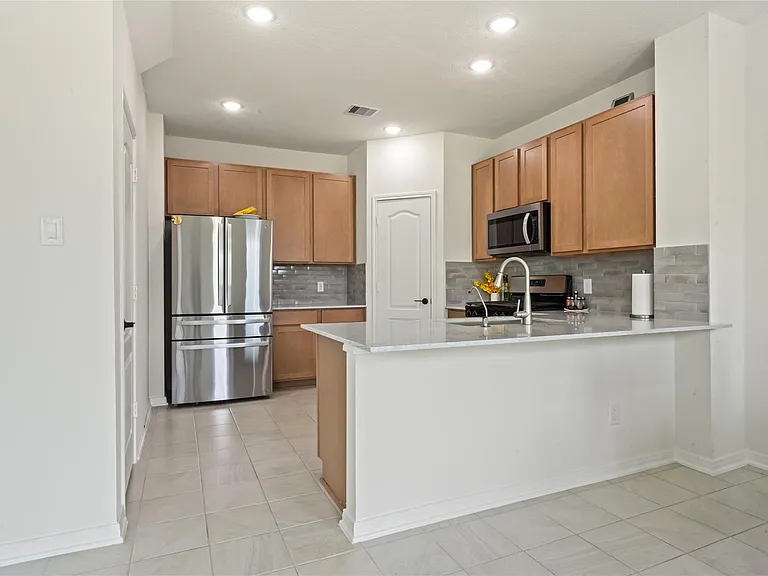 22826 Mahogany Hills Ln — Photo 5