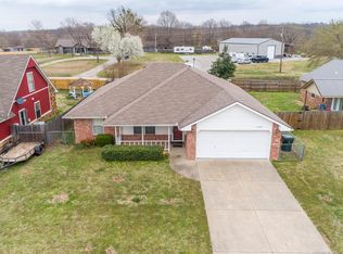 2004 S Muskogee Pl, Claremore, OK 74019