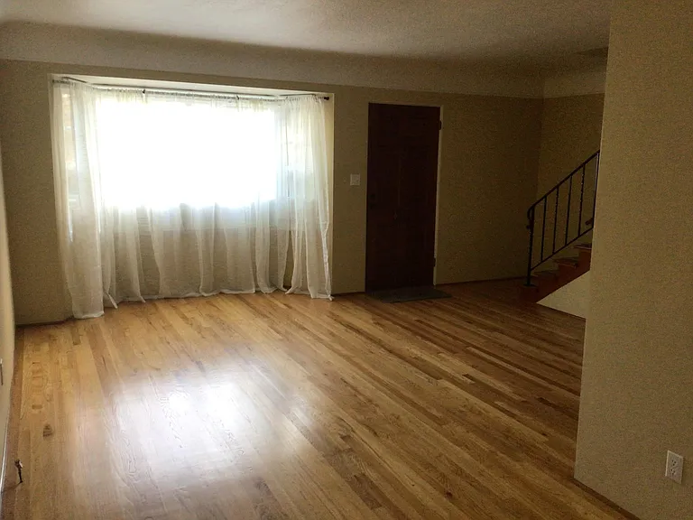1539 SE 30th Ave — Photo 3