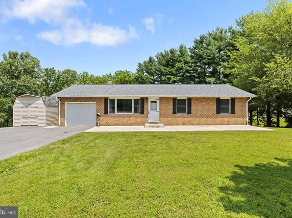 806 Tuder Dr, Westminster, MD 21158